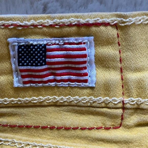 True Religion Yellow Joey Cut Off Shorts Sz 26 - Picture 4 of 8